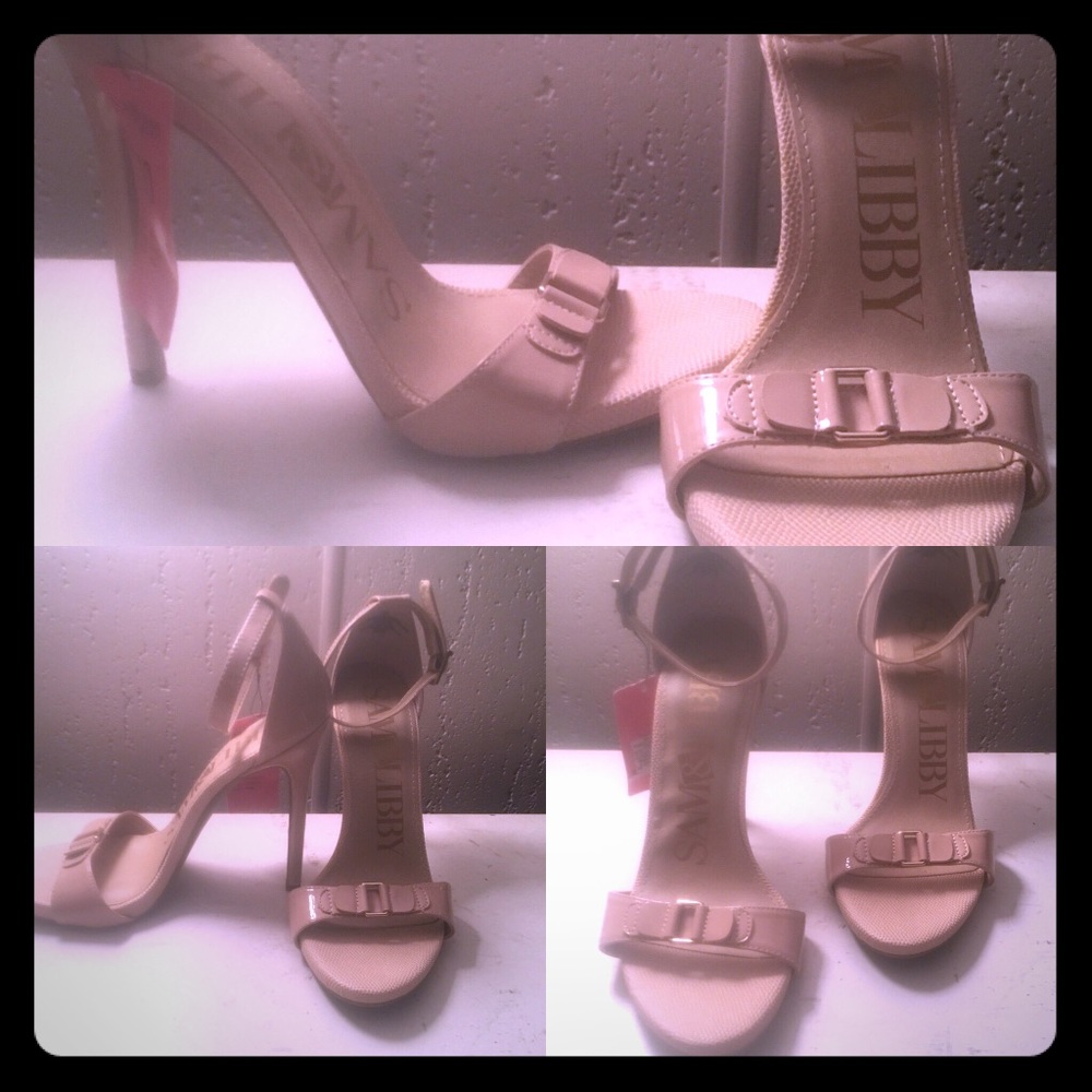 5” ankle strap pumps